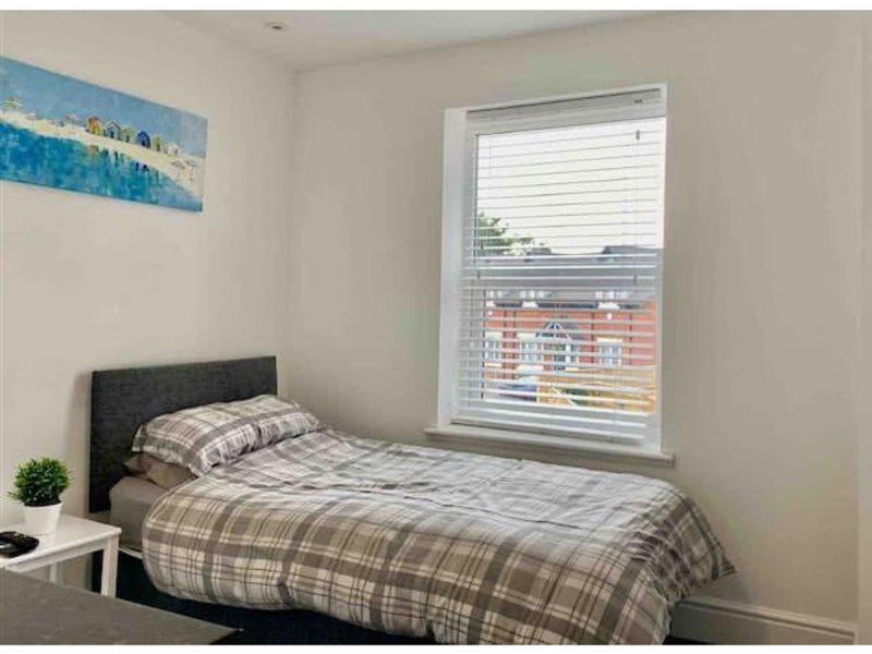 OYO Hillcrest Studio Apartments Cleethorpes Exterior foto